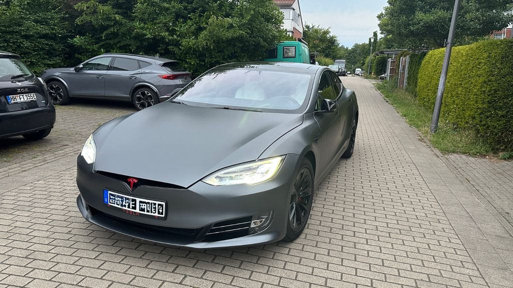 Tesla Model S 125.000 km 34.000 &euro; Hamburg 22143