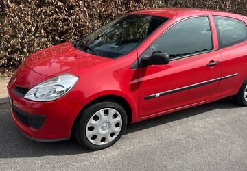 Renault Clio 112.000 km 2.990 &euro; Hamburg 22147