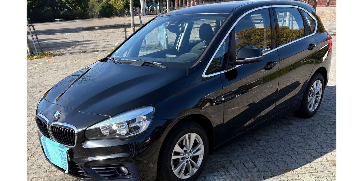 BMW 216 Active Tourer 80.500 km 10.900 &euro; Hamburg 22607