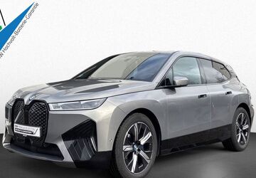 BMW iX 23.742 km 54.200 &euro; Hamburg-Bergedorf 21033