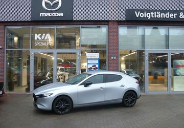 Mazda 3 40.654 km 22.485 &euro; Hamburg 22049