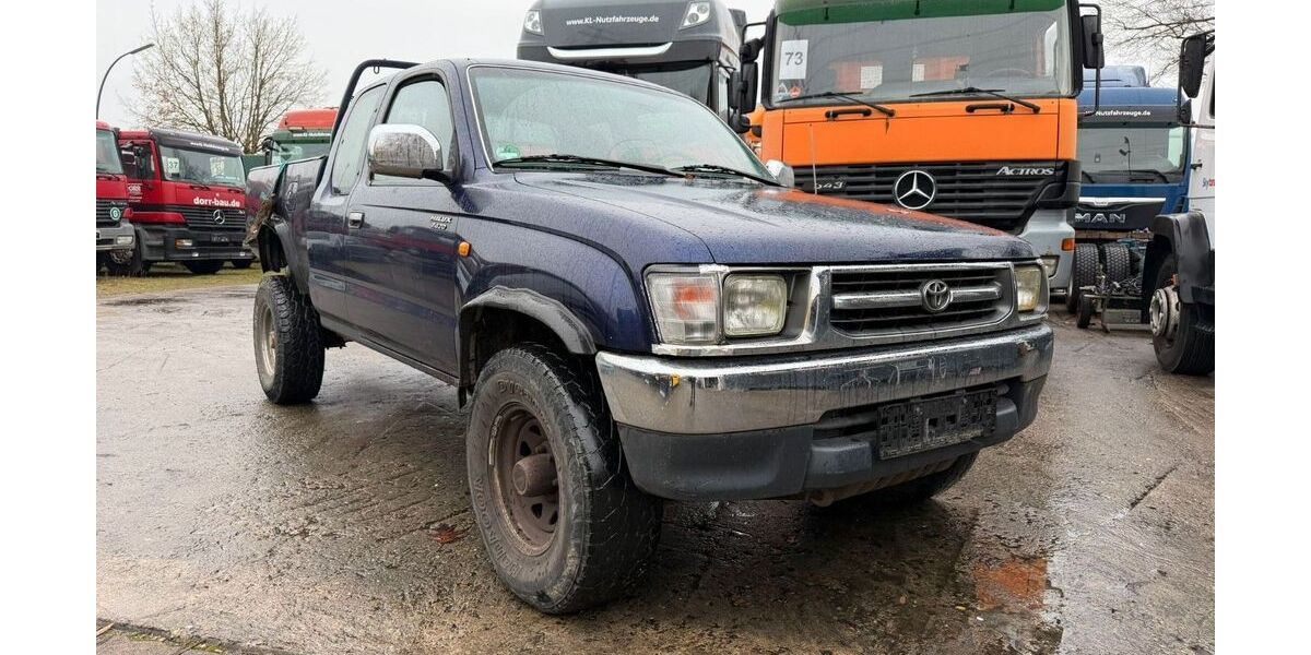 Toyota Hilux 232.281 km 9.500 &euro; Hamburg 21031