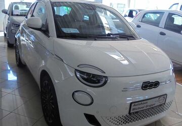 Fiat 500e 37.424 km 18.900 &euro; Hamburg 22043