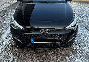 Hyundai i20 198.570 km 9.100 &euro; Elmshorn 25337