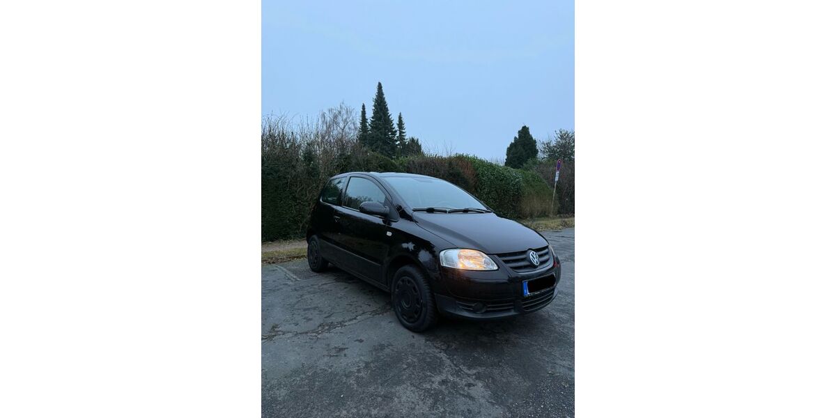 VW Fox 77.112 km 3.099 &euro; Hamburg 22359