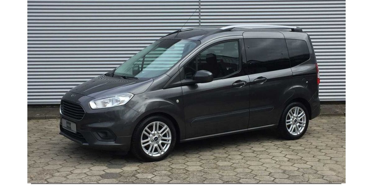 Ford Tourneo Courier 95.393 km 13.290 &euro; Hamburg 22393