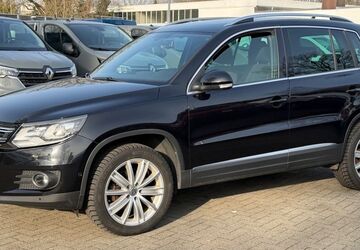 VW Tiguan 185.860 km 9.900 &euro; Norderstedt bei Hamburg 22851