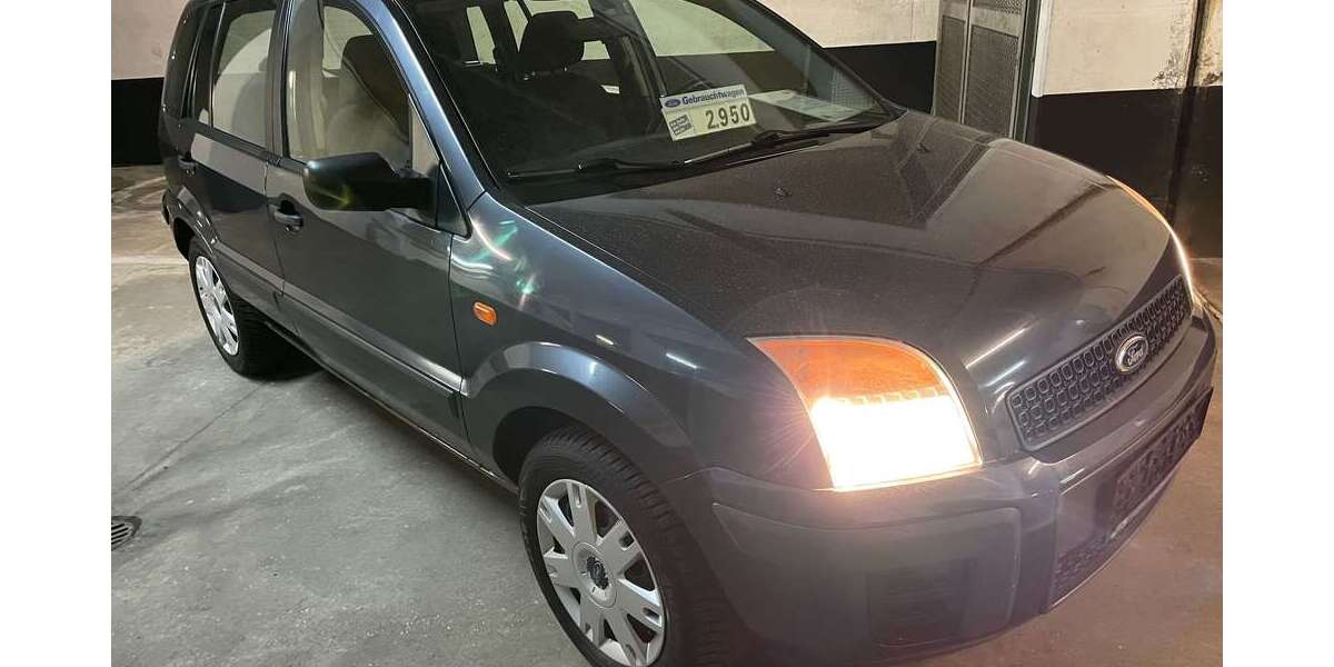 Ford Fusion 160.350 km 2.950 &euro; Hamburg-Eidelstedt 22523