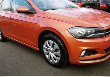 VW Polo 118.508 km 9.890 &euro; Hamburg 22459