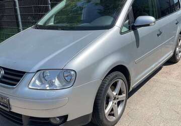 VW Touran 250.000 km 3.450 &euro; Norderstedt 22851