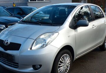 Toyota Yaris 190.500 km 2.499 &euro; Hamburg 22559