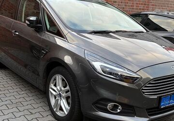 Ford S-Max 91.000 km 18.150 &euro; Bad Oldesloe 23843