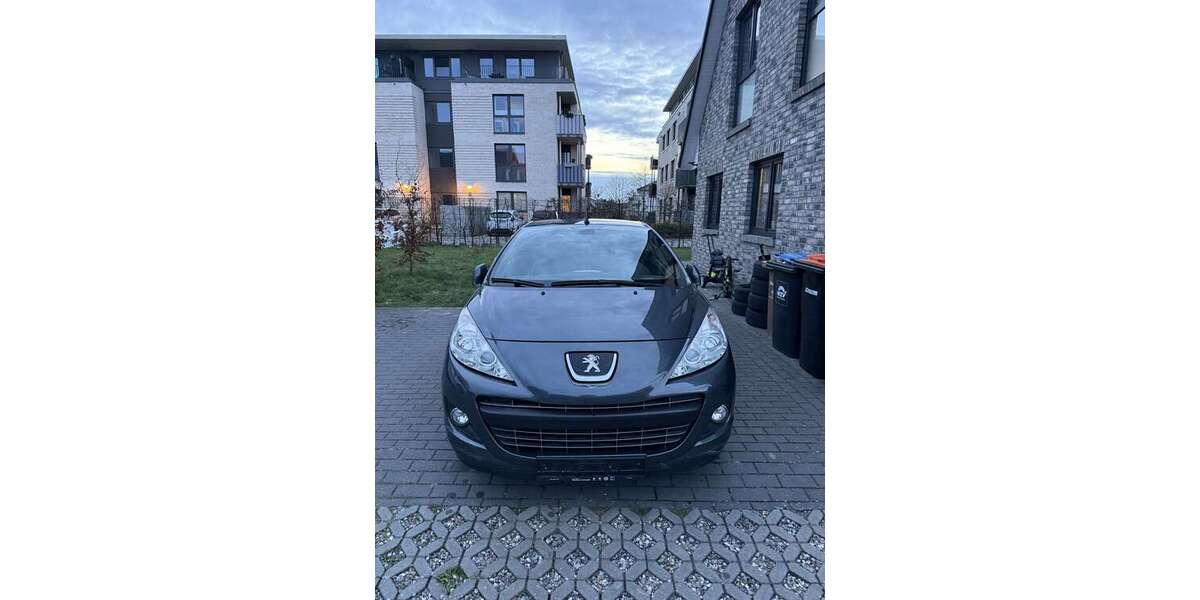 Peugeot 207 135.000 km 4.700 &euro; Bad Bramstedt 24576