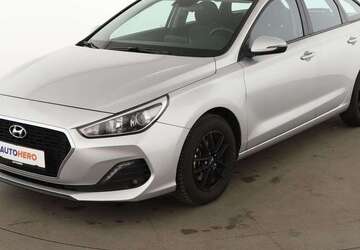 Hyundai i30 24.093 km 13.410 &euro; Hamburg 22529