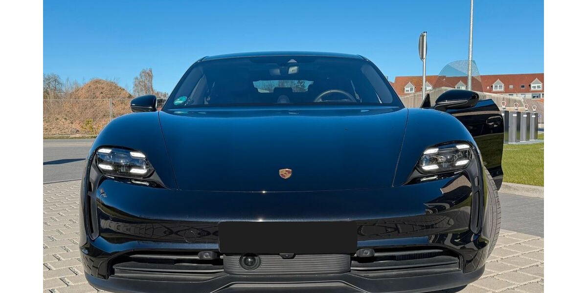 Porsche Taycan 33.000 km 75.100 &euro; Bad Oldesloe 23843