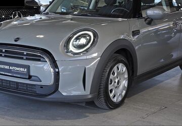 Mini ONE 62.865 km 15.350 &euro; Hamburg-Elbe 22609