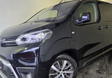 Toyota Proace (Verso) 180.000 km 21.950 &euro; Hamburg 21079