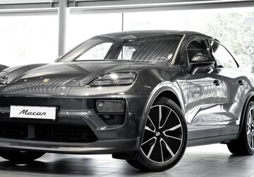 Porsche Macan 9.900 km 102.000 &euro; Hamburg 22087