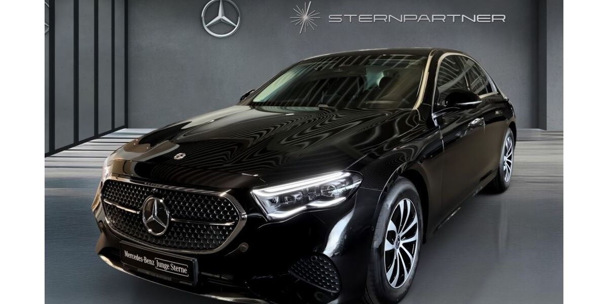 Mercedes-Benz E 220 4.675 km 48.990 &euro; Elmshorn 25337