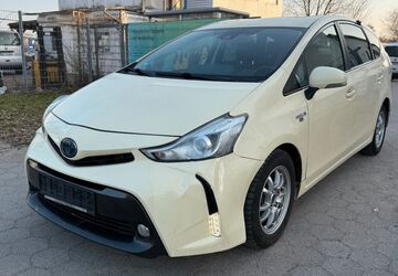 Toyota Prius+ 494.909 km 10.990 &euro; Hamburg 20539