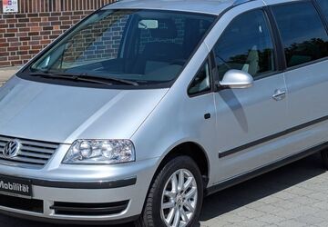 VW Sharan 256.730 km 4.990 &euro; BARSBÜTTEL 22885