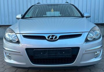 Hyundai i30 98.907 km 5.999 &euro; Hamburg 20539
