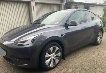 Tesla Model Y 10.000 km 35.000 &euro; Aumühle 21521
