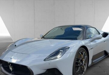 Maserati MC20 2.345 km 269.630 &euro; Hamburg 20537