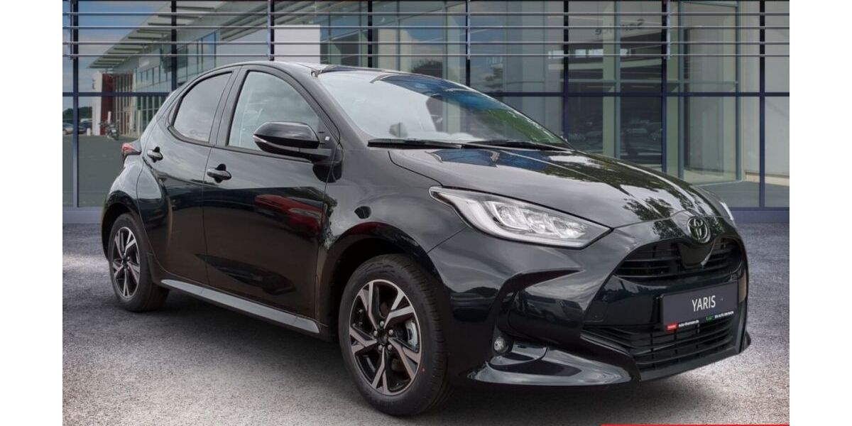 Toyota Yaris 1.403 km 24.950 &euro; Halstenbek 25469