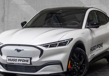 Ford Mustang Mach-E 26.211 km 43.890 &euro; Hamburg 22335