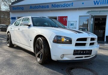 Dodge Charger 121.500 km 16.990 &euro; Hamburg 22459