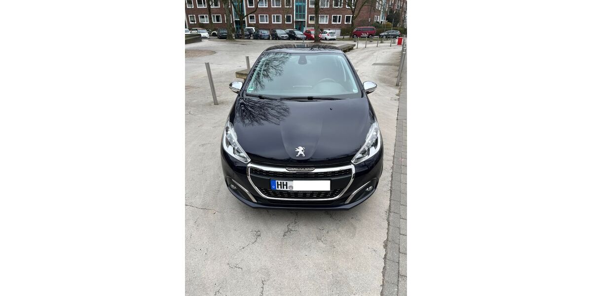 Peugeot 208 42.795 km 9.999 &euro; Hamburg 22301