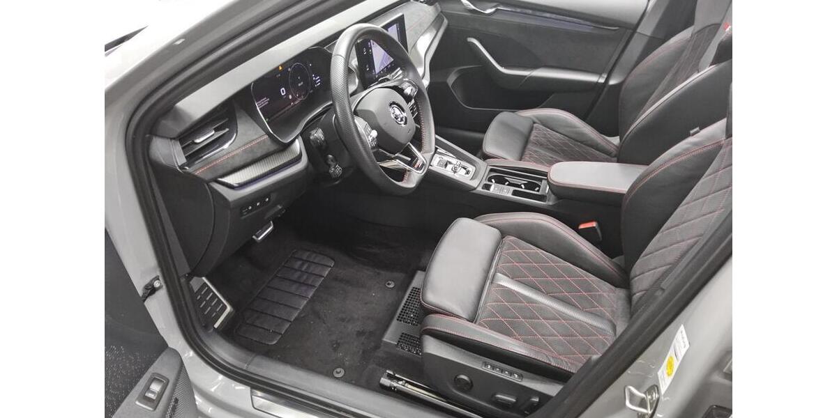 Skoda Octavia Combi 2.0 TDI DPF RS Plus 96.007 km 7.800 &euro; Hamburg 22547