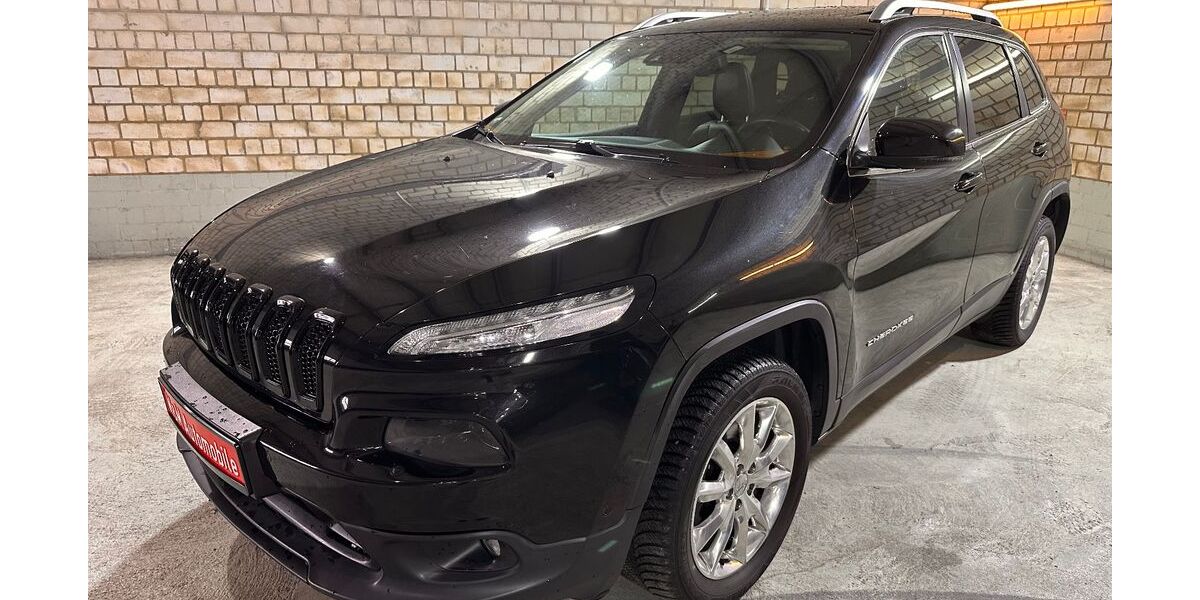 Jeep Cherokee 106.000 km 11.999 &euro; Hamburg 21079