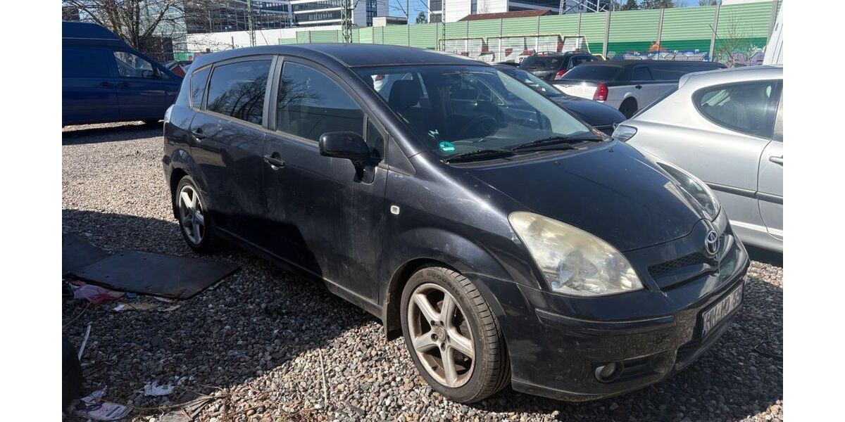 Toyota Corolla Verso 260.000 km 1.300 &euro; Hamburg 22045