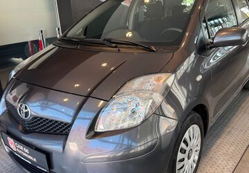 Toyota Yaris 112.000 km 7.490 &euro; Hamburg 22547