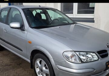 Nissan Almera 78.000 km 4.490 &euro; Hamburg 20537