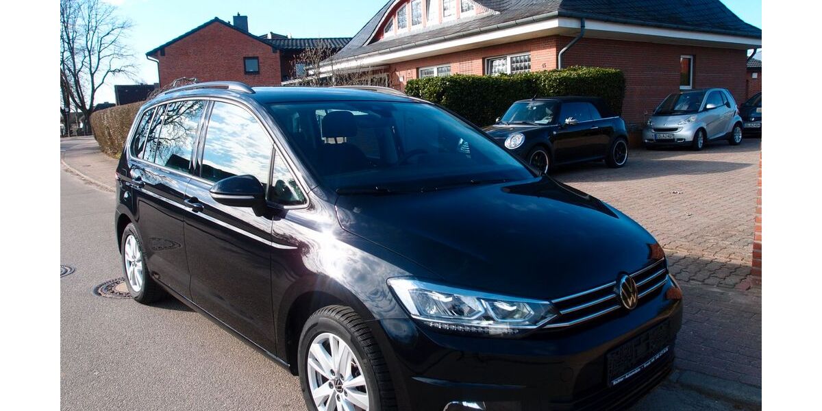 VW Touran 21.432 km 29.700 &euro; Braak 22145
