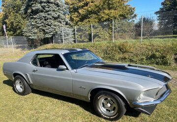 Ford Mustang 111.111 km 33.950 &euro; Norderstedt 22844