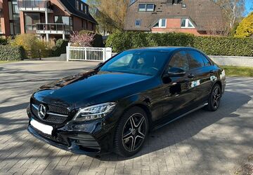 Mercedes-Benz C 300 48.500 km 32.999 &euro; Hamburg 20354
