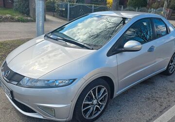 Honda Civic 120.000 km 9.799 &euro; Hamburg 22145
