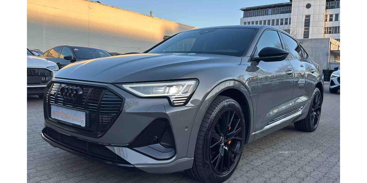 Audi e-tron 25.112 km 34.950 &euro; Hamburg 22047