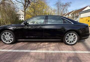 Audi A8 1.490.000 km 27.500 &euro; Hamburg 21031
