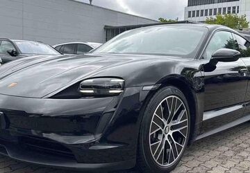 Porsche Taycan 111.532 km 49.950 &euro; Hamburg 22047