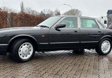 Jaguar XJ 153.000 km 8.900 &euro; Pinneberg 25421