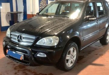 Mercedes-Benz ML 270 198.900 km 8.990 &euro; Hamburg 22043