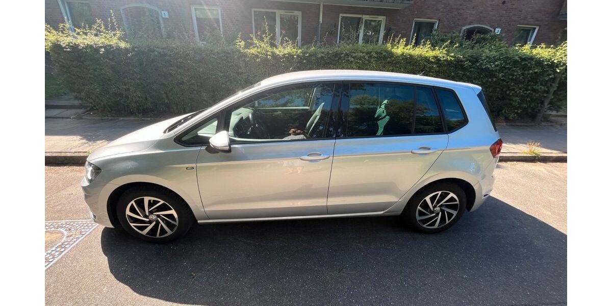 VW Golf Sportsvan 61.000 km 17.000 &euro; Hamburg 22415