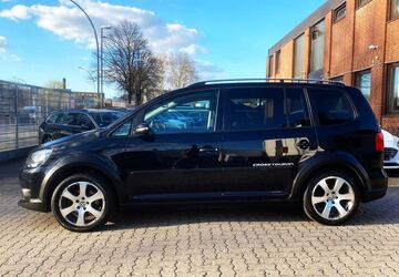 VW Touran 160.170 km 7.585 &euro; Hamburg 20537