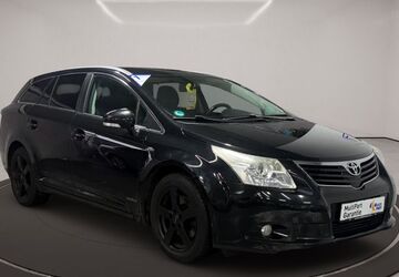 Toyota Avensis 199.500 km 6.490 &euro; Hamburg 22043