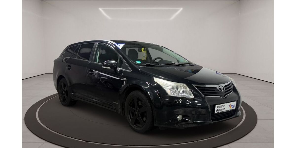 Toyota Avensis 199.500 km 6.490 &euro; Hamburg 22043